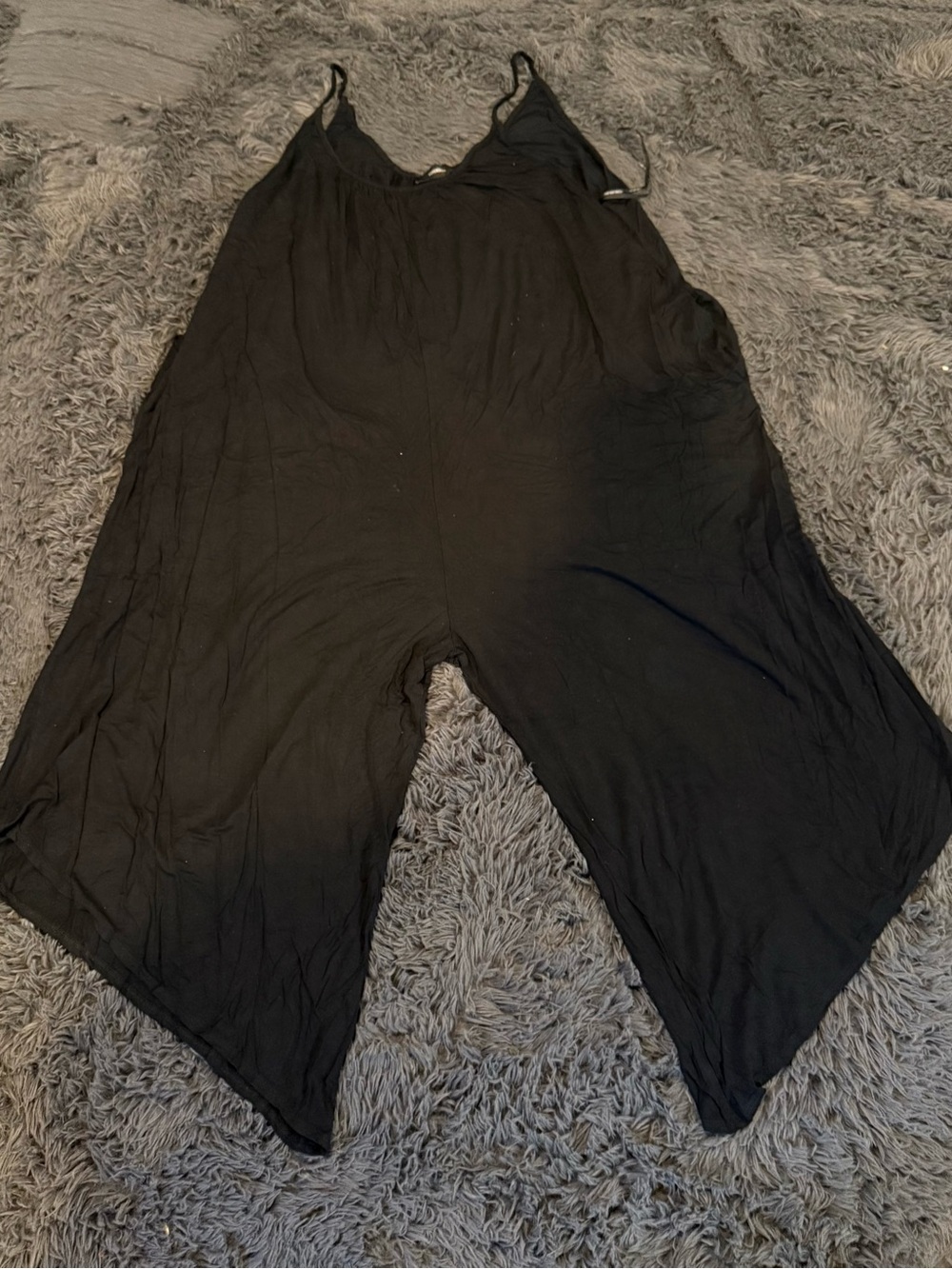 Forever 21 Black Wide-Leg Spaghetti Strap Romper